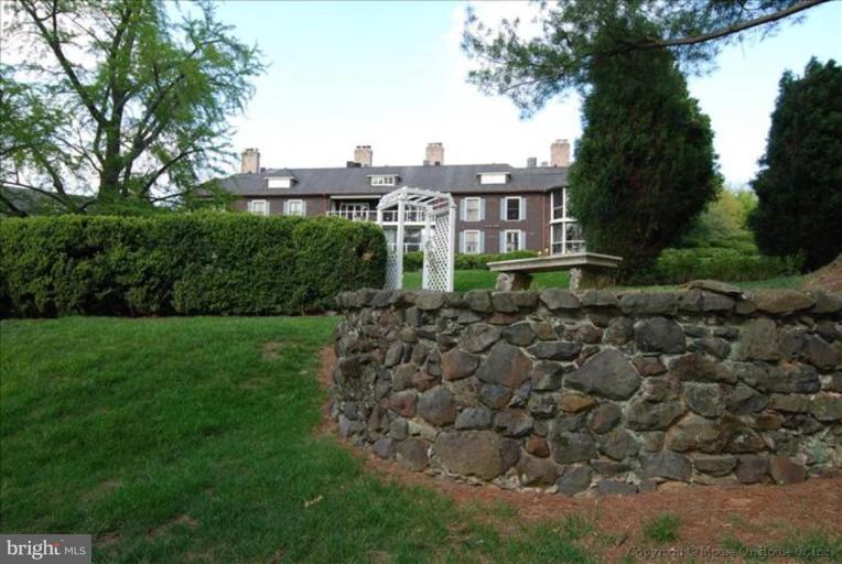 7 Devon Hill Road, Unit A6 Baltimore, MD 21210 - Photo 19 of 23 Exterior #2