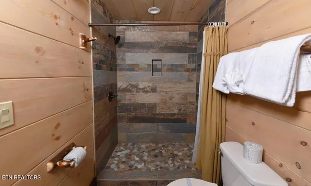 $3,600,000 | 1481 Sleepy Valley Lane, Sevierville, TN 37876