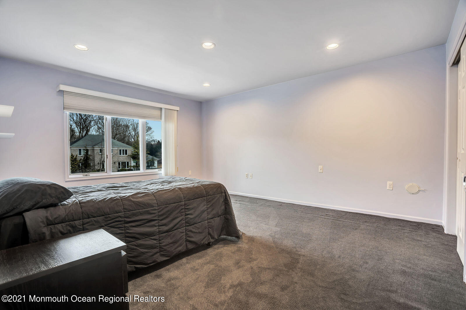 18 Chagall Road Marlboro, NJ 07746 - Photo 16 of 27 ros00682