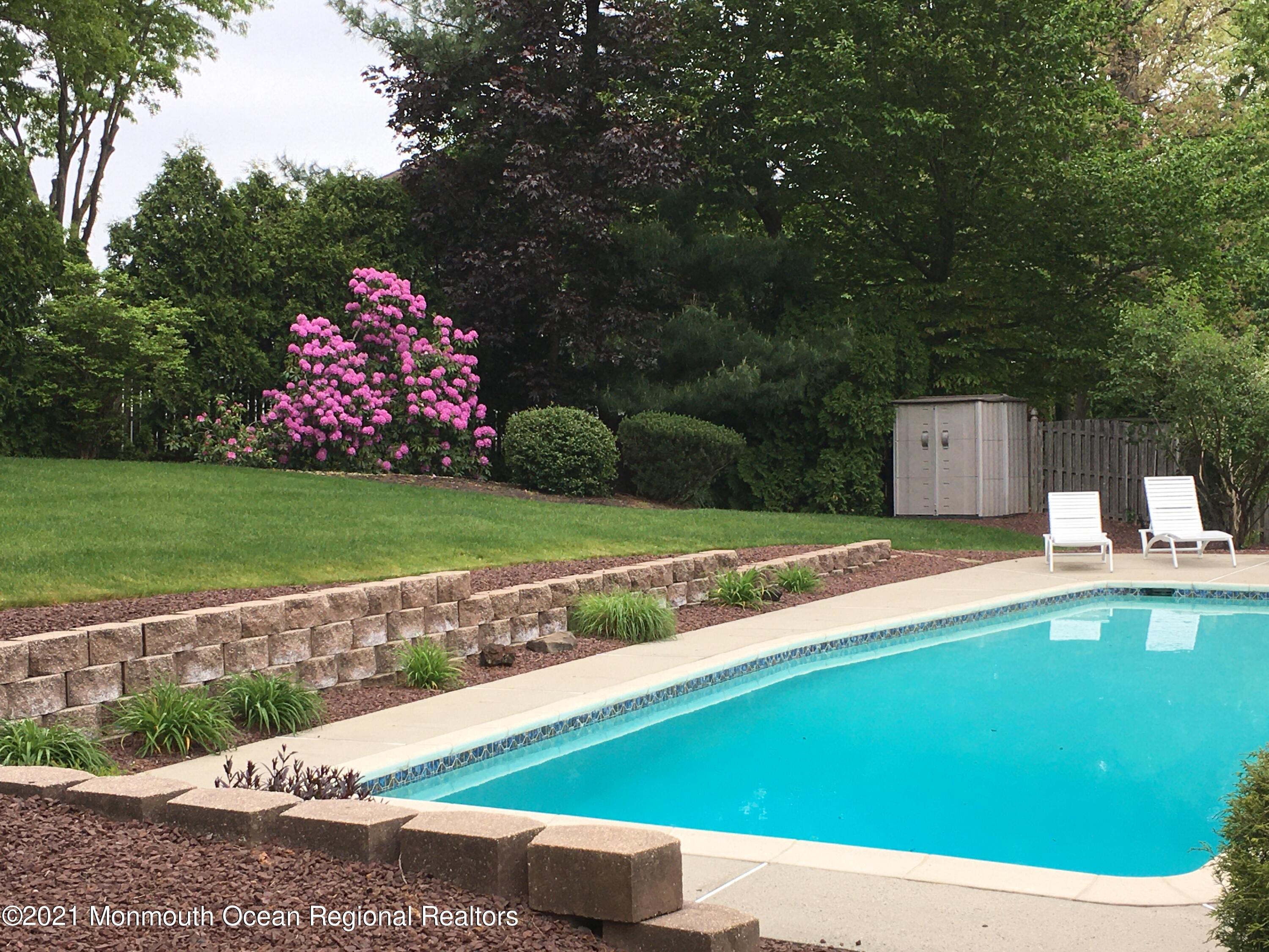 18 Chagall Road Marlboro, NJ 07746 - Photo 23 of 27 IMG-2490