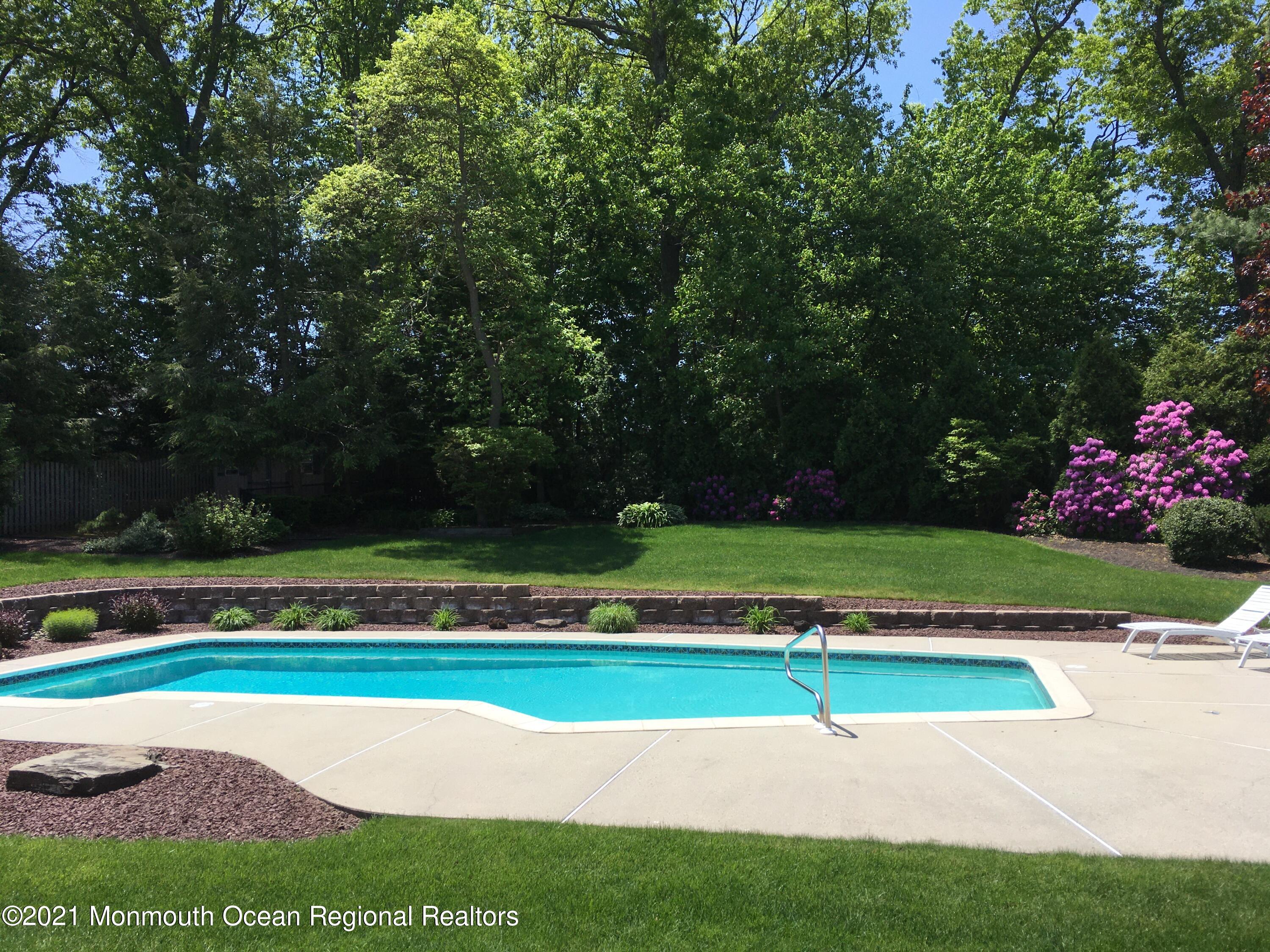 18 Chagall Road Marlboro, NJ 07746 - Photo 24 of 27 IMG-2489