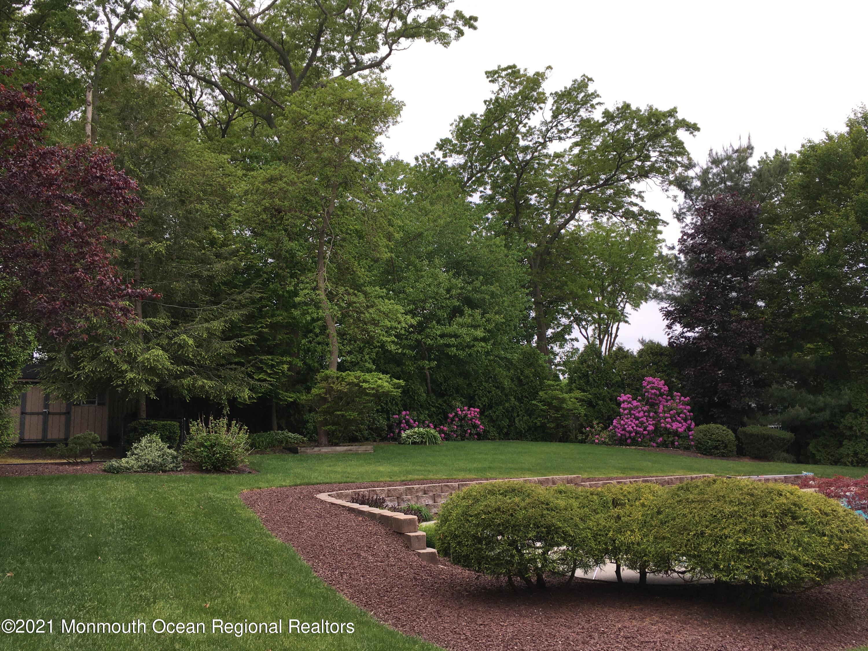 18 Chagall Road Marlboro, NJ 07746 - Photo 26 of 27 IMG-2487