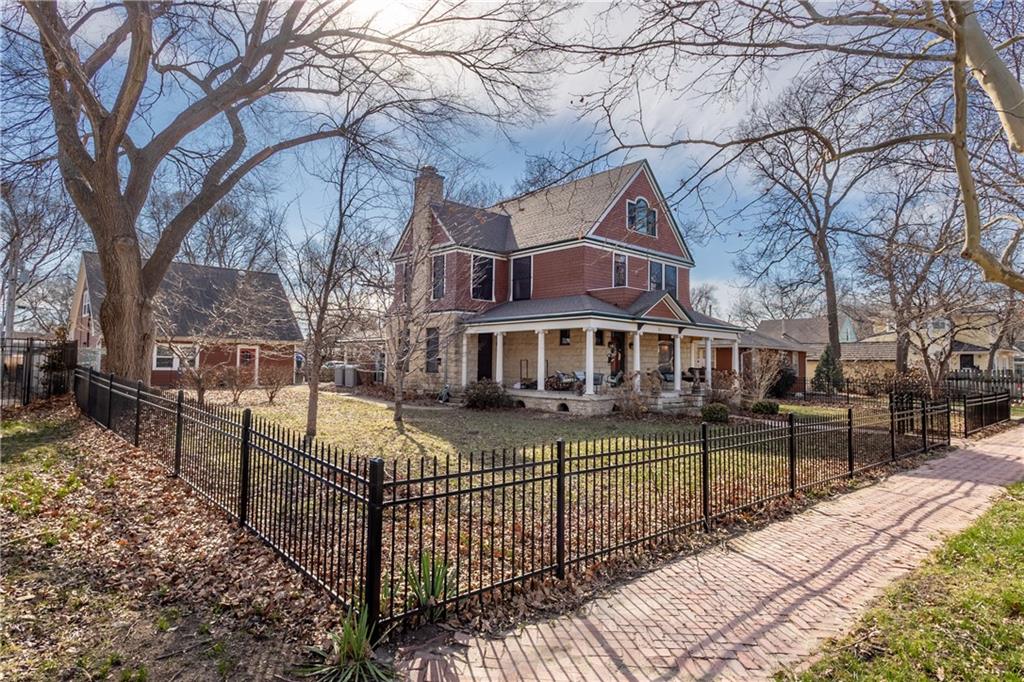 617 Colorado Street Manhattan, KS 66502 - Photo 4 of 65