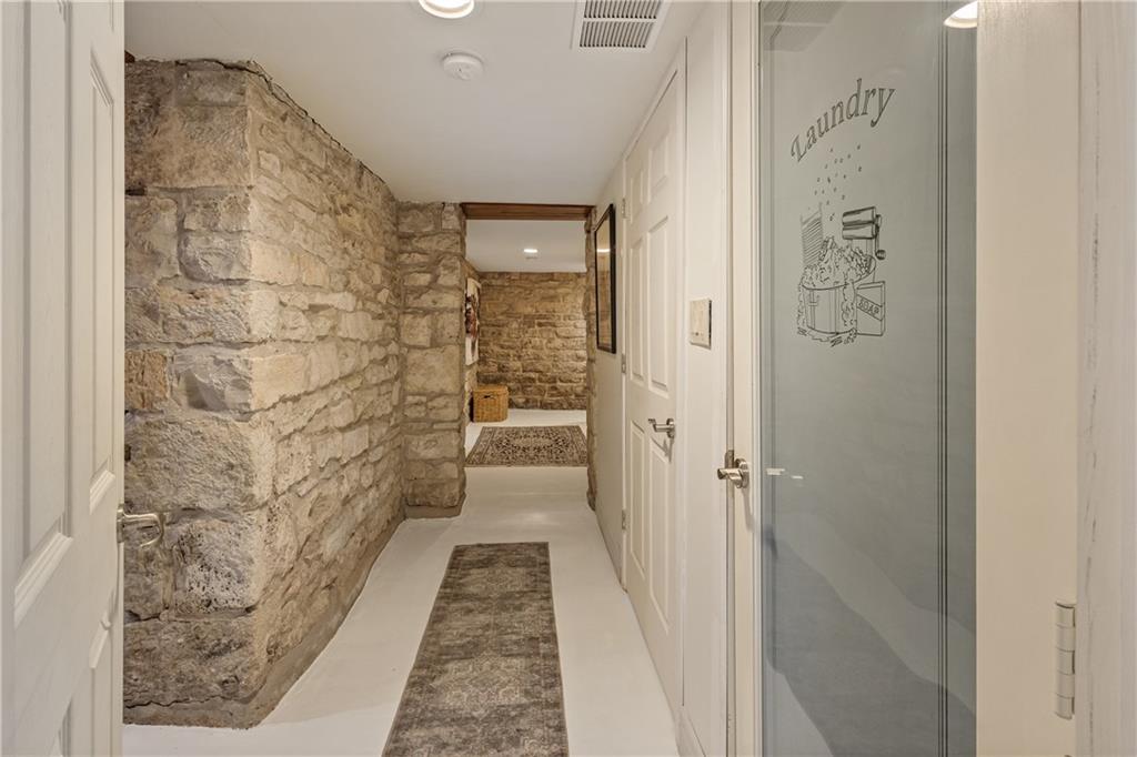 617 Colorado Street Manhattan, KS 66502 - Photo 54 of 65