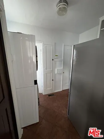 $7,500 | 326 North La Jolla Avenue, Los Angeles, CA 90048