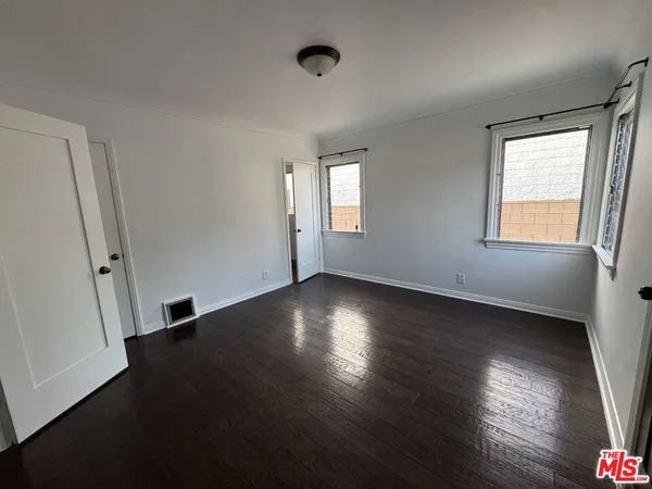 $7,500 | 326 North La Jolla Avenue, Los Angeles, CA 90048