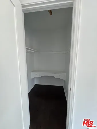 $7,500 | 326 North La Jolla Avenue, Los Angeles, CA 90048