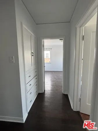 $7,500 | 326 North La Jolla Avenue, Los Angeles, CA 90048