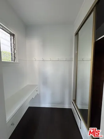 $7,500 | 326 North La Jolla Avenue, Los Angeles, CA 90048