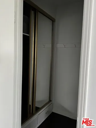 $7,500 | 326 North La Jolla Avenue, Los Angeles, CA 90048