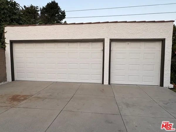 $7,500 | 326 North La Jolla Avenue, Los Angeles, CA 90048