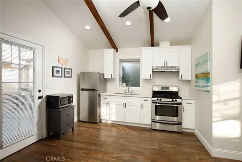 $899,000 | 12762 Willard Street, North Hollywood, CA 91605