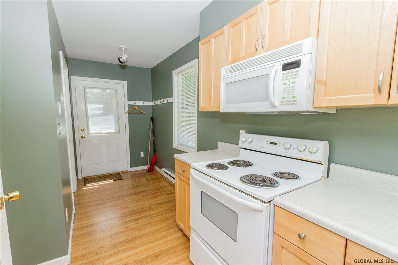 2 Birch Court Corinth, NY 12822 - Photo 3 of 35 Photo 3