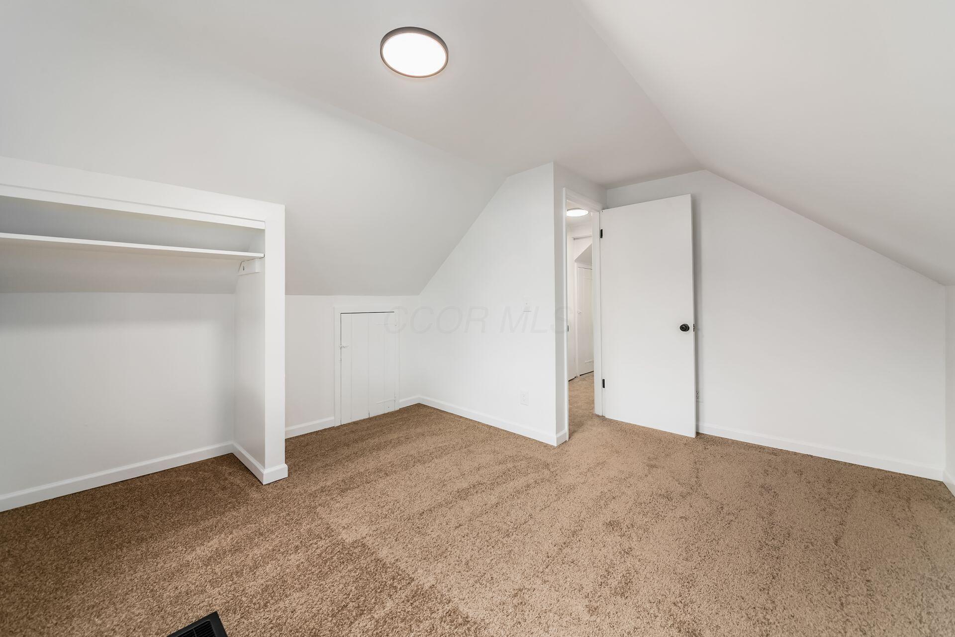 324 Sturbridge Road Columbus, OH 43228 - Photo 21 of 34 022_ Rd Columbus OH 43228 USA