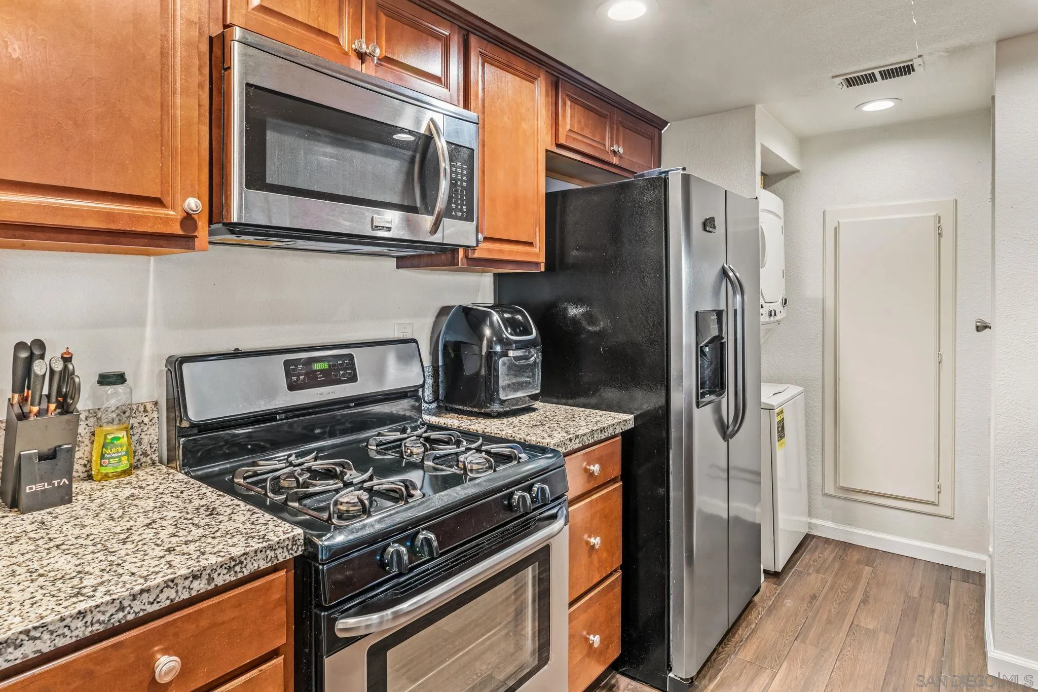 795 Brookstone Road, Unit 101 Chula Vista, CA 91913 - Photo 4 of 25