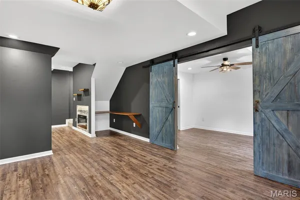 $489,000 | 2225 Ameling Manor Drive, Maryland Heights, MO 63043