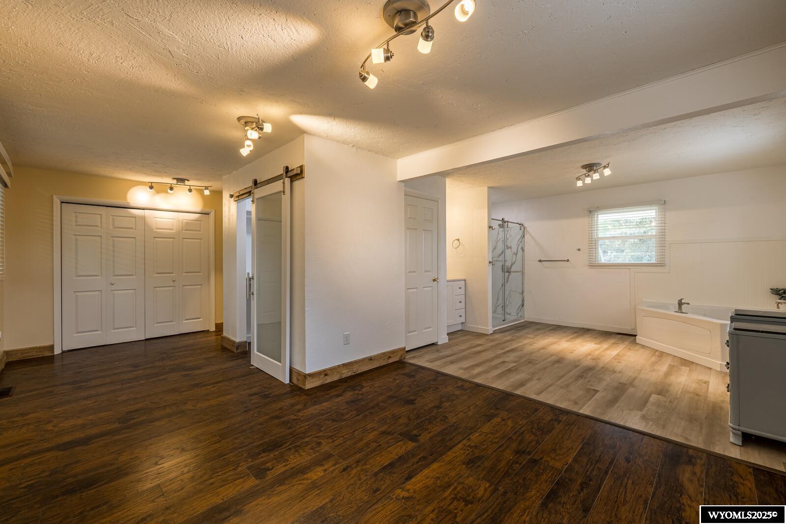 119 Valley Drive Casper, WY 82604 - Photo 12 of 33