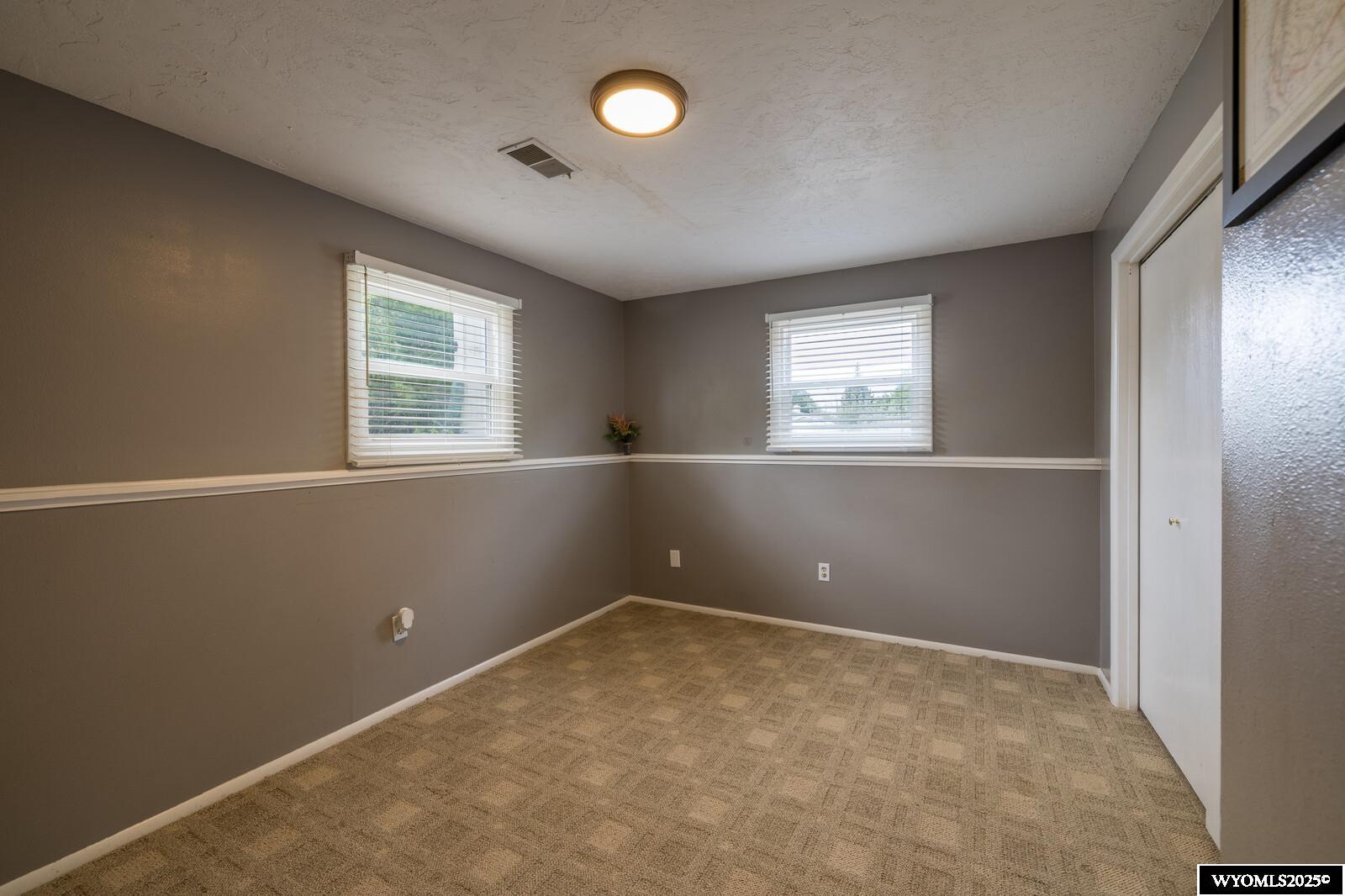 119 Valley Drive Casper, WY 82604 - Photo 21 of 33