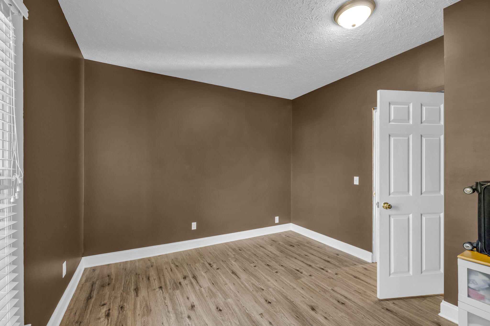 309 East 16th Street Chickamauga, GA 30707 - Photo 16 of 23 Bedroom #1