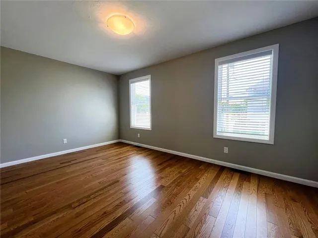 $2,100 | 578 Elm Street, Unit 3, Woonsocket, RI 02895