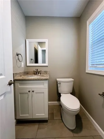 $2,100 | 578 Elm Street, Unit 3, Woonsocket, RI 02895