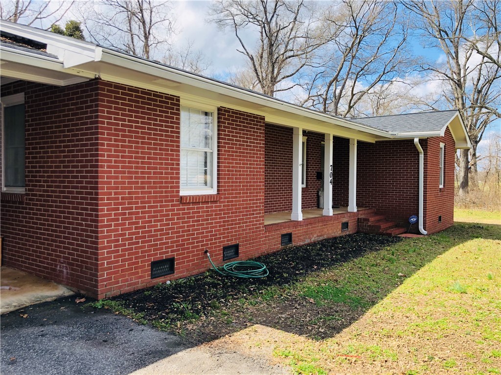 704 Blue Ridge Avenue Belton, SC 29627 - Photo 1 of 14