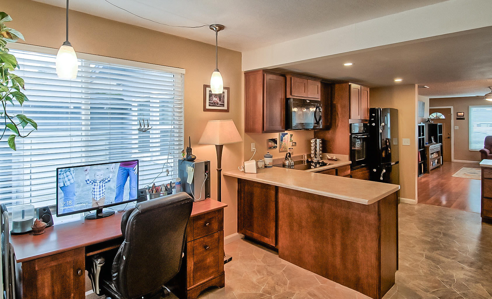 1279 Harpole Road Redding, CA 96002 - Photo 13 of 31 Office