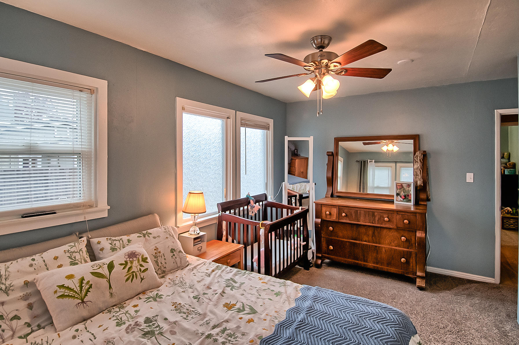 1279 Harpole Road Redding, CA 96002 - Photo 17 of 31 Bedroom