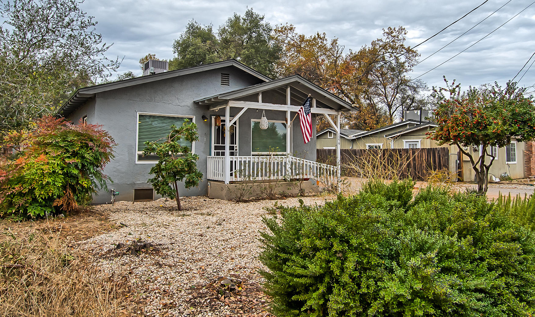 1279 Harpole Road Redding, CA 96002 - Photo 2 of 31 Front