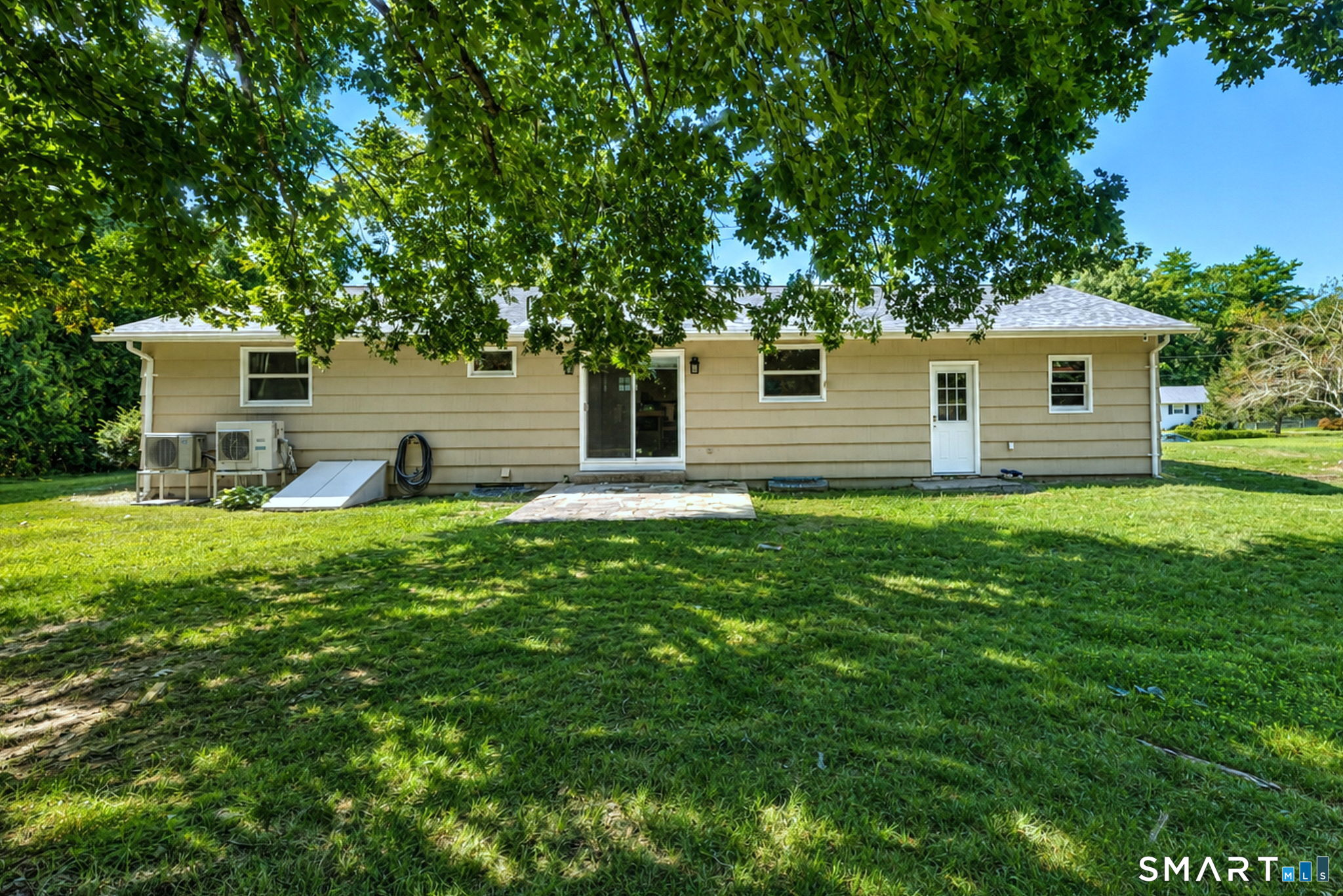 44 Davis Street Killingly, CT 06239 - Photo 7 of 39 Gallery Image 7