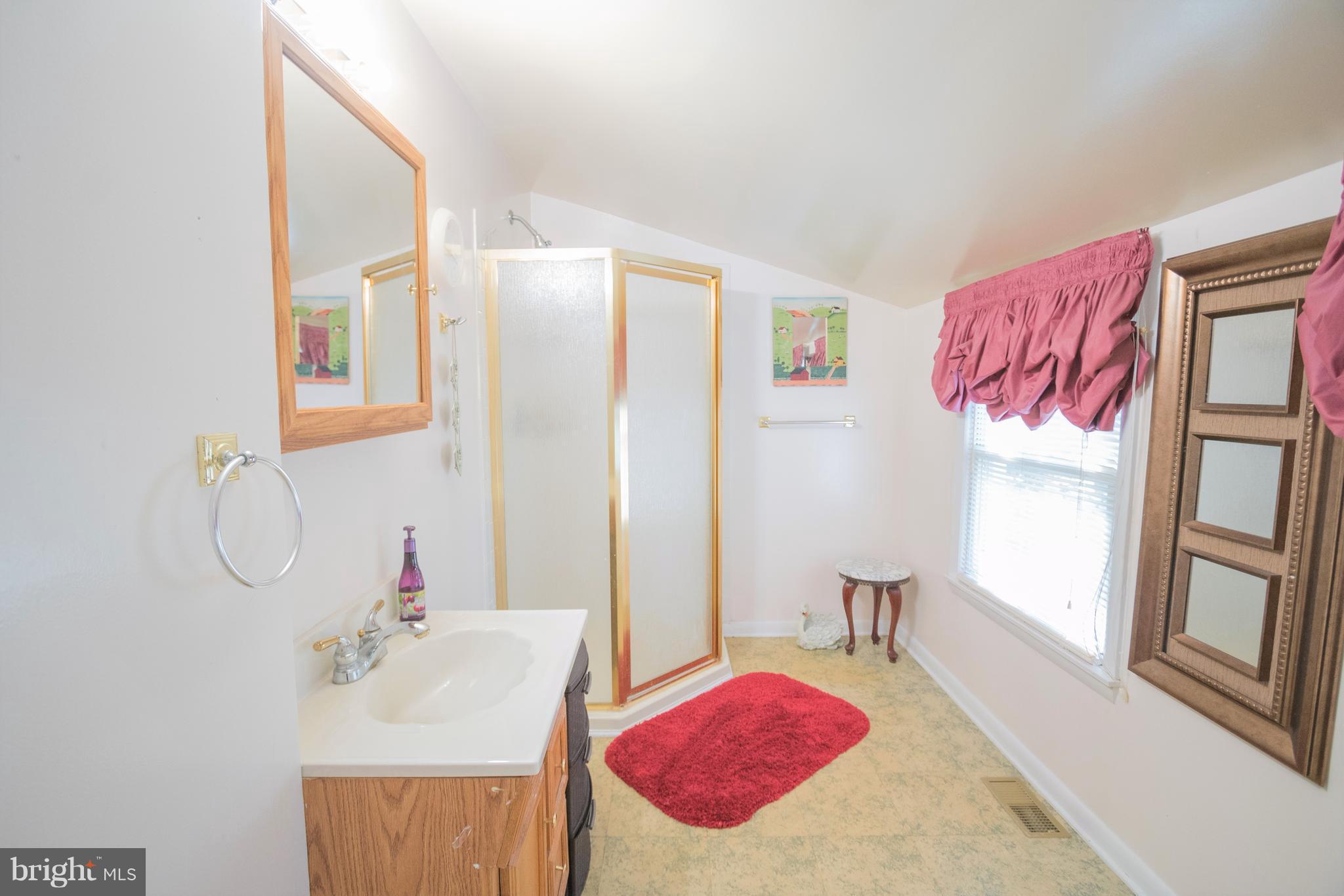 2706 Newton Street Silver Spring, MD 20902 - Photo 20 of 30 Bath