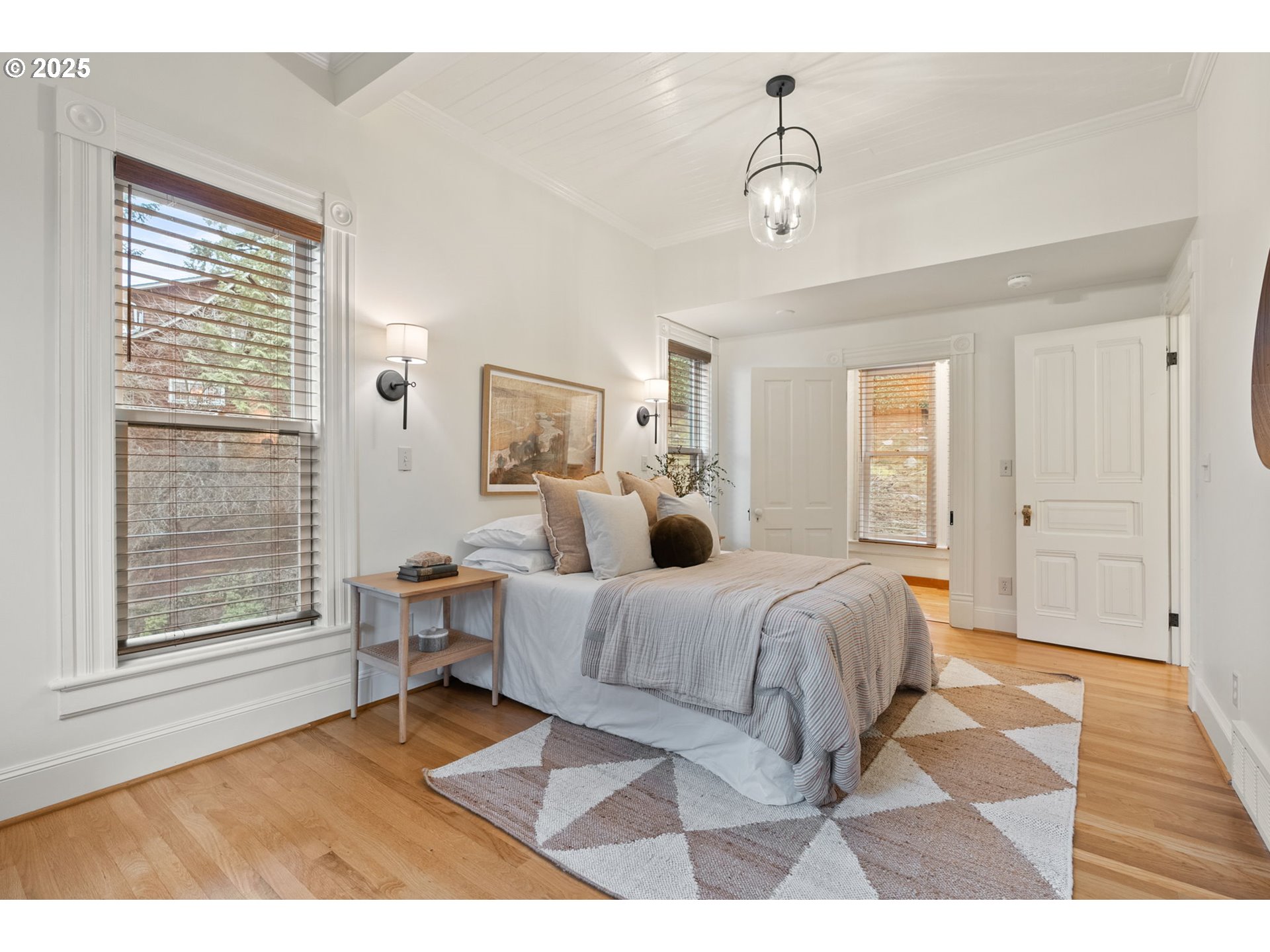 2664 Southwest Talbot Road Portland, OR 97201 - Photo 29 of 48 Gallery Image 29