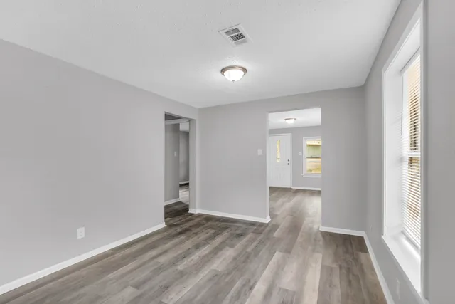 $139,900 | 564 West Peebles Road, Memphis, TN 38109