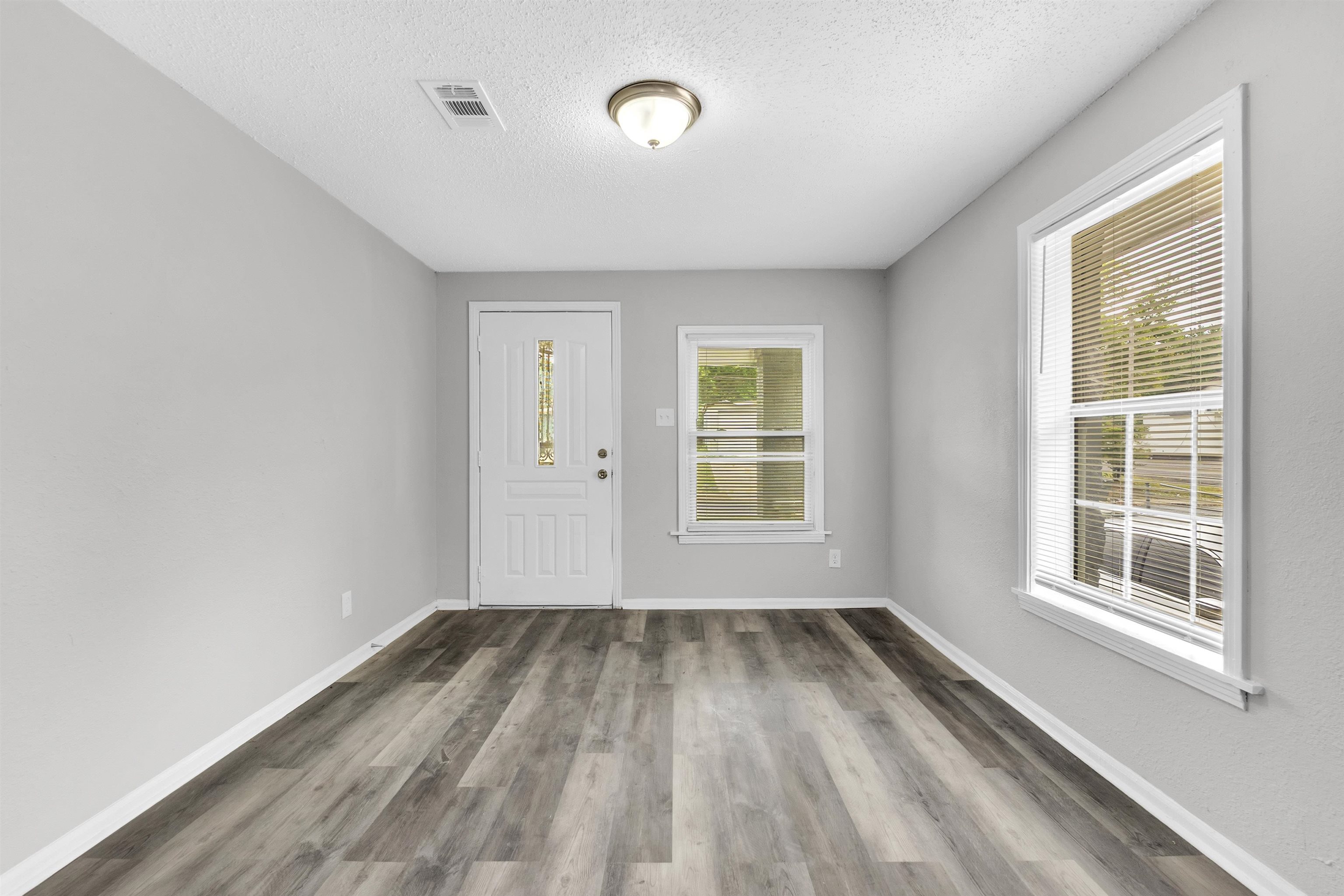 564 West Peebles Road Memphis, TN 38109 - Photo 6 of 17