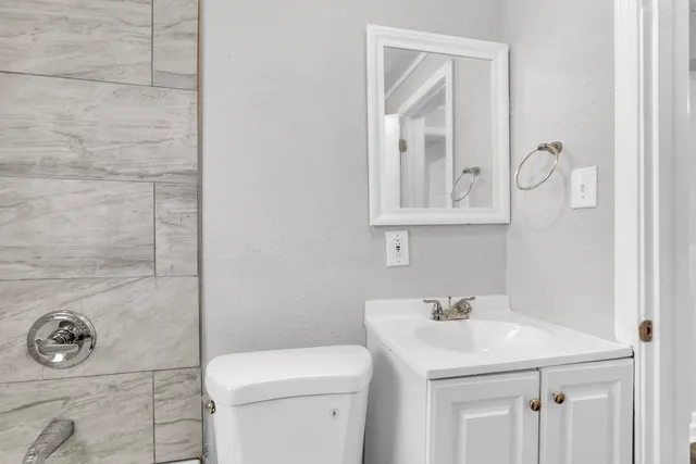 $139,900 | 564 West Peebles Road, Memphis, TN 38109