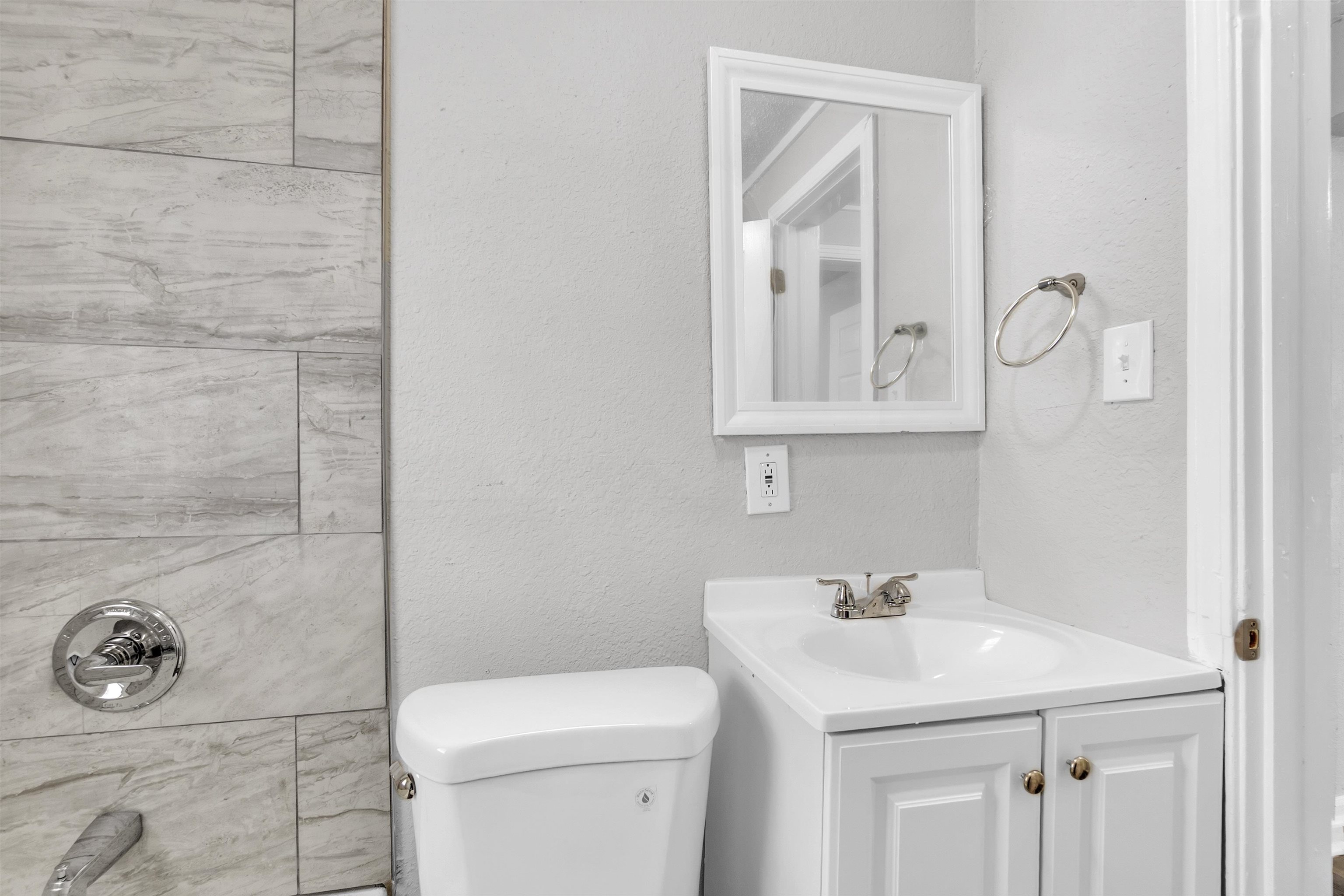 564 West Peebles Road Memphis, TN 38109 - Photo 7 of 17