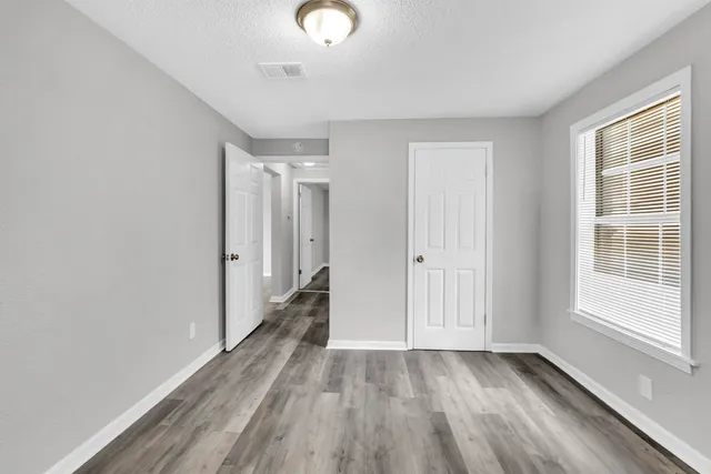 $139,900 | 564 West Peebles Road, Memphis, TN 38109