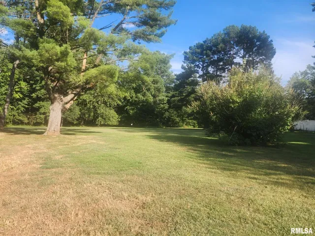 $210,000 | 502 South Mayor Caliper Drive, Carterville, IL 62918