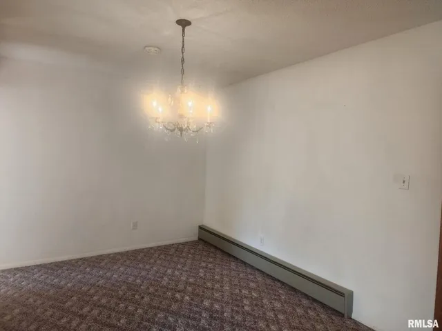 $210,000 | 502 South Mayor Caliper Drive, Carterville, IL 62918