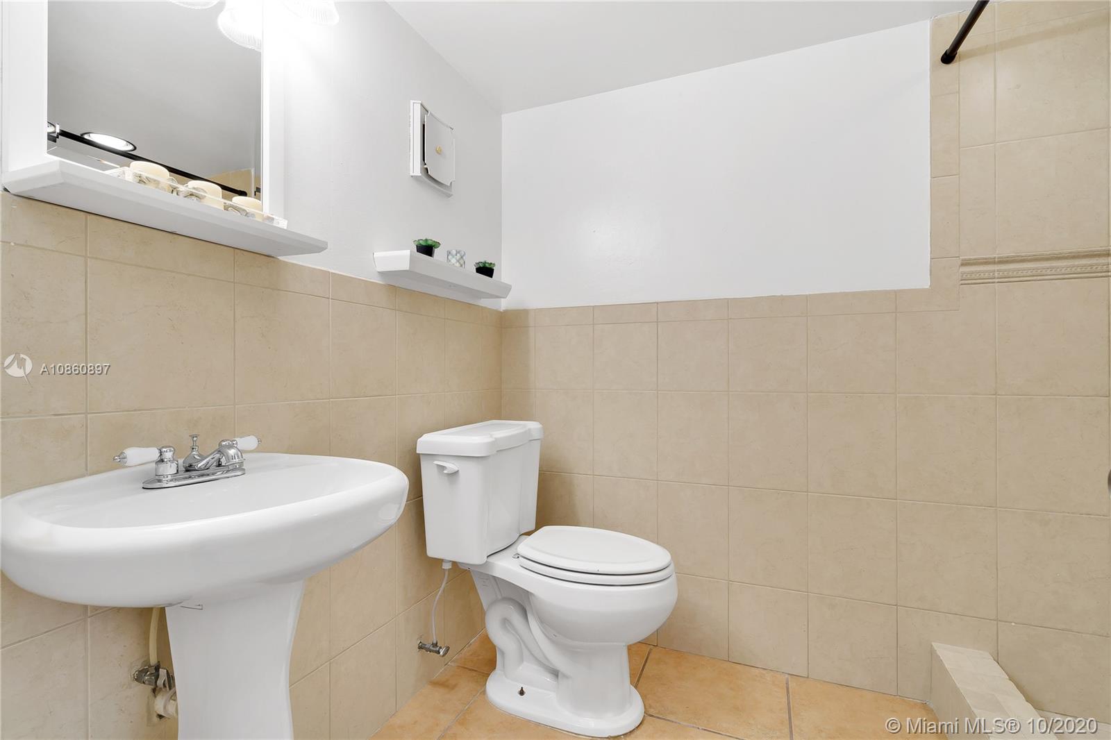 Kendall Miami, FL 33173 - Photo 18 of 42