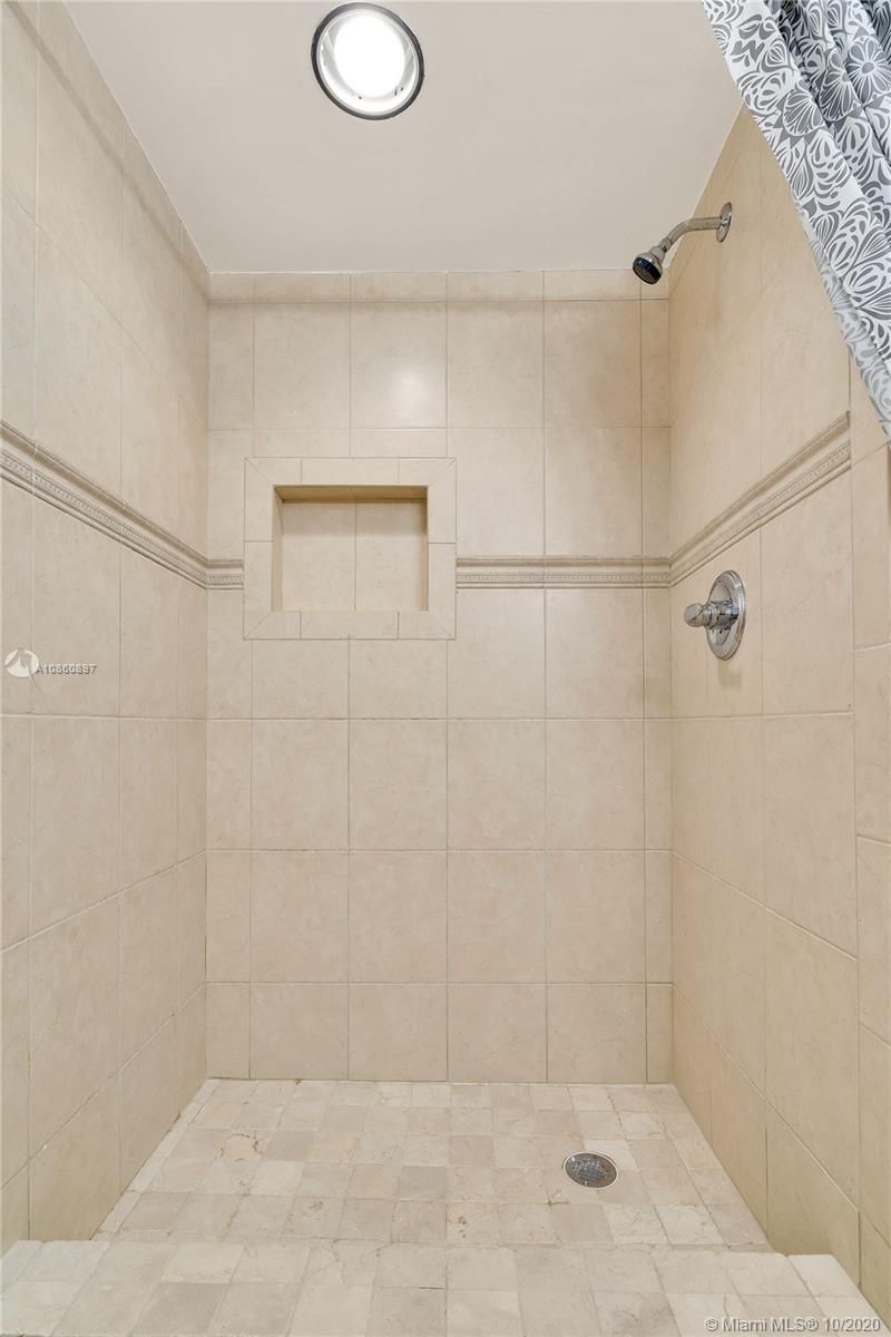 Kendall Miami, FL 33173 - Photo 19 of 42