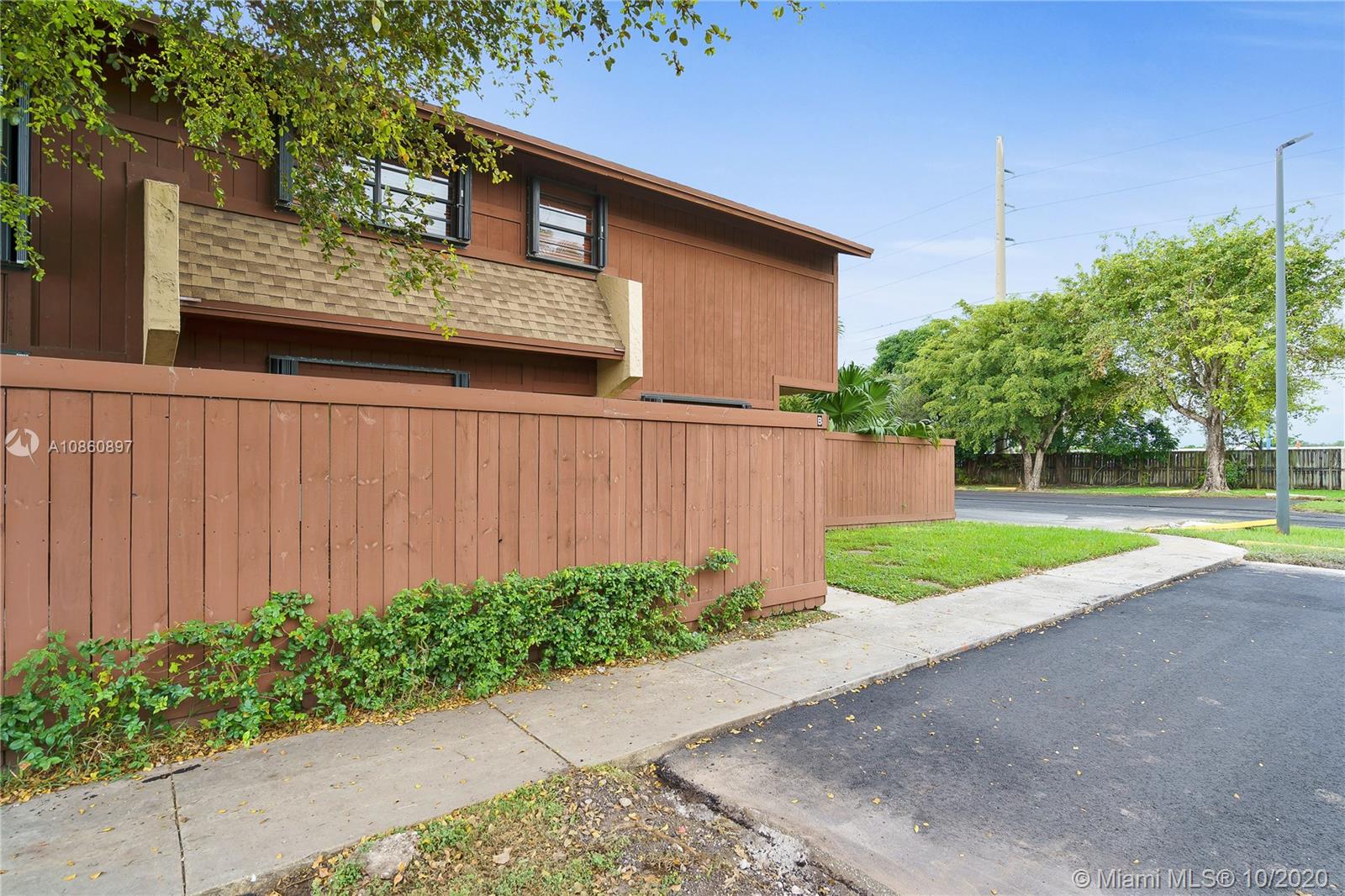 Kendall Miami, FL 33173 - Photo 3 of 42