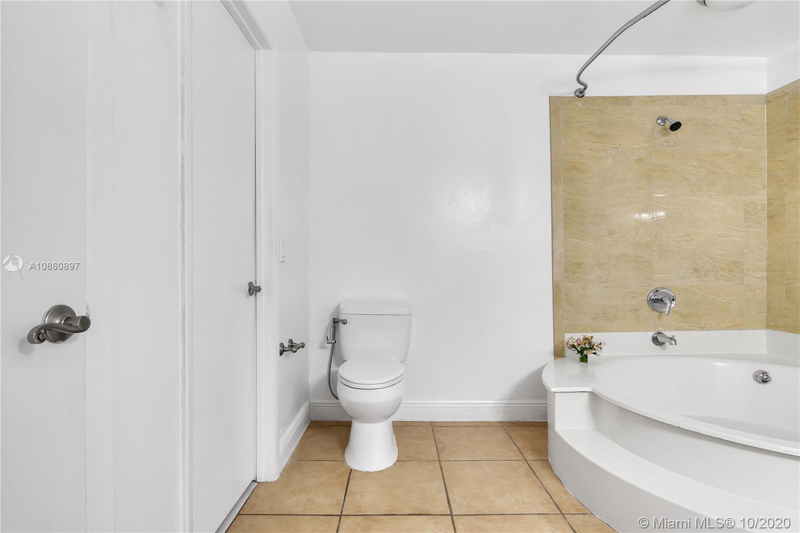 Kendall Miami, FL 33173 - Photo 28 of 42