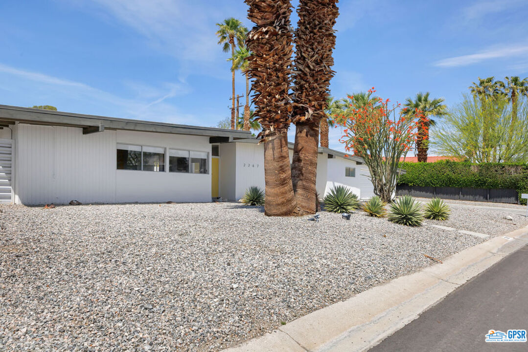 2267 North San Antonio Road Palm Springs, CA 92262 - Photo 52 of 60