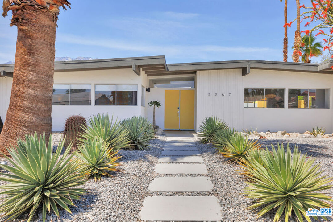 2267 North San Antonio Road Palm Springs, CA 92262 - Photo 7 of 60 a view of a house with a patio