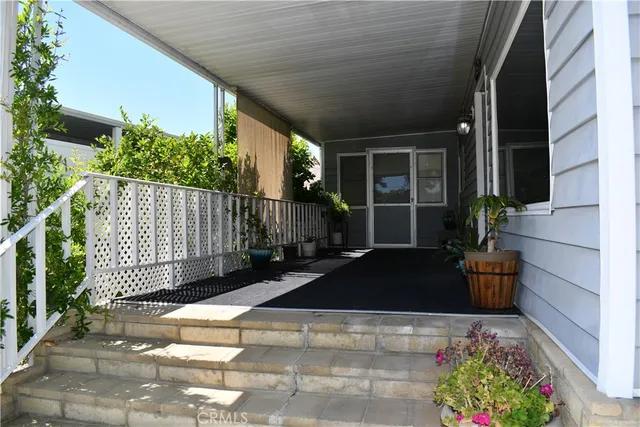 a view of outdoor space