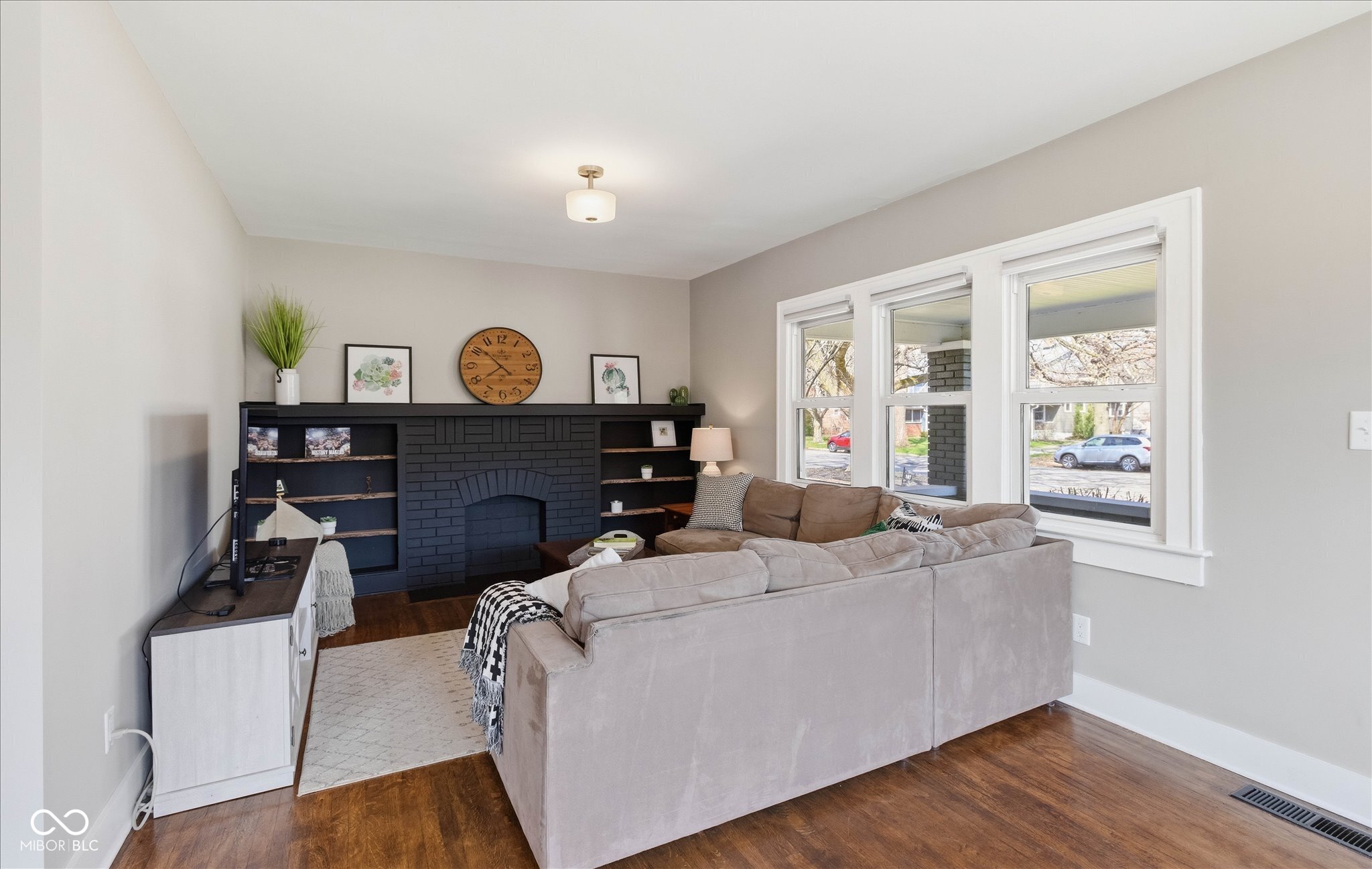 301 Berkley Road Indianapolis, IN 46208 - Photo 11 of 38