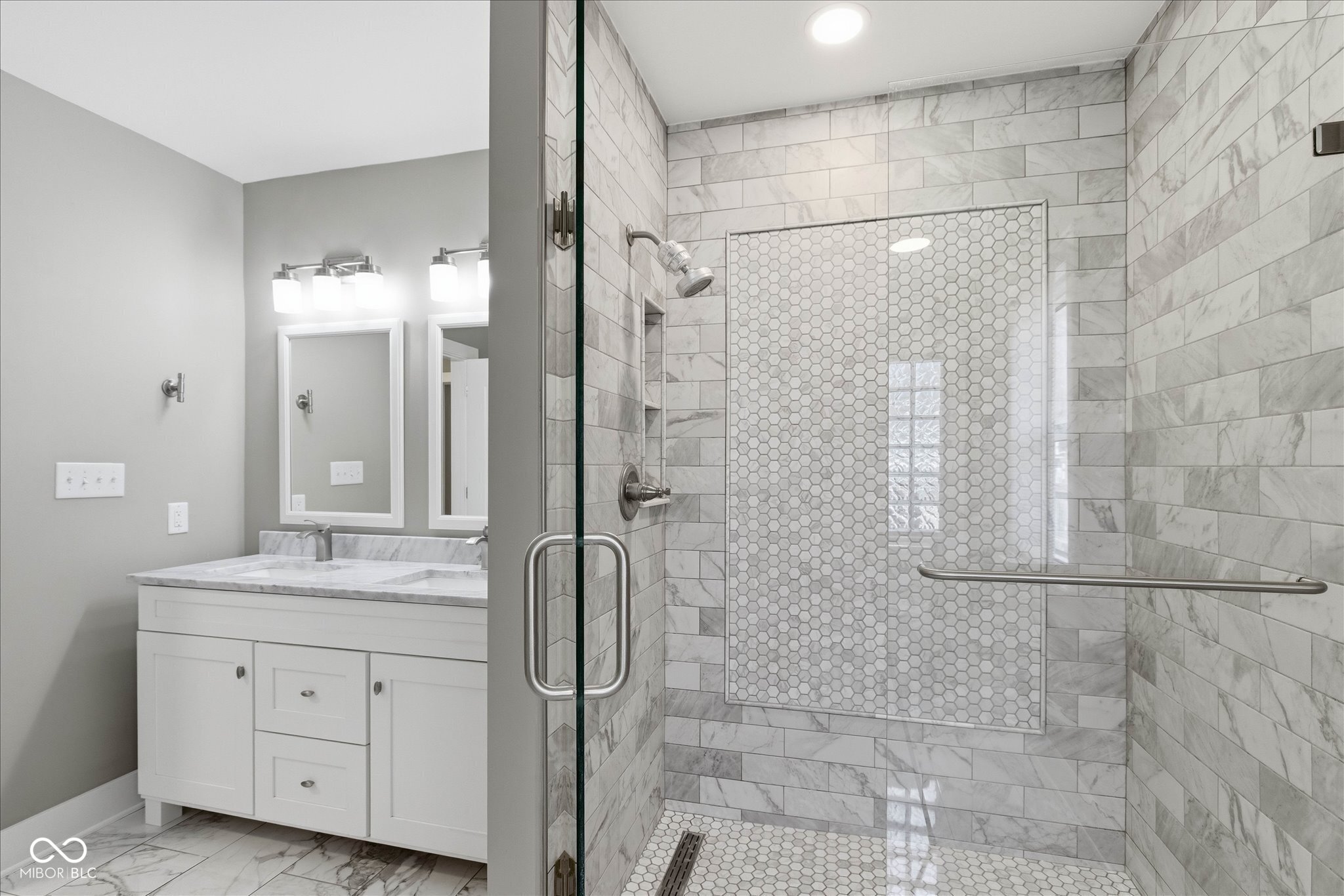 301 Berkley Road Indianapolis, IN 46208 - Photo 16 of 38