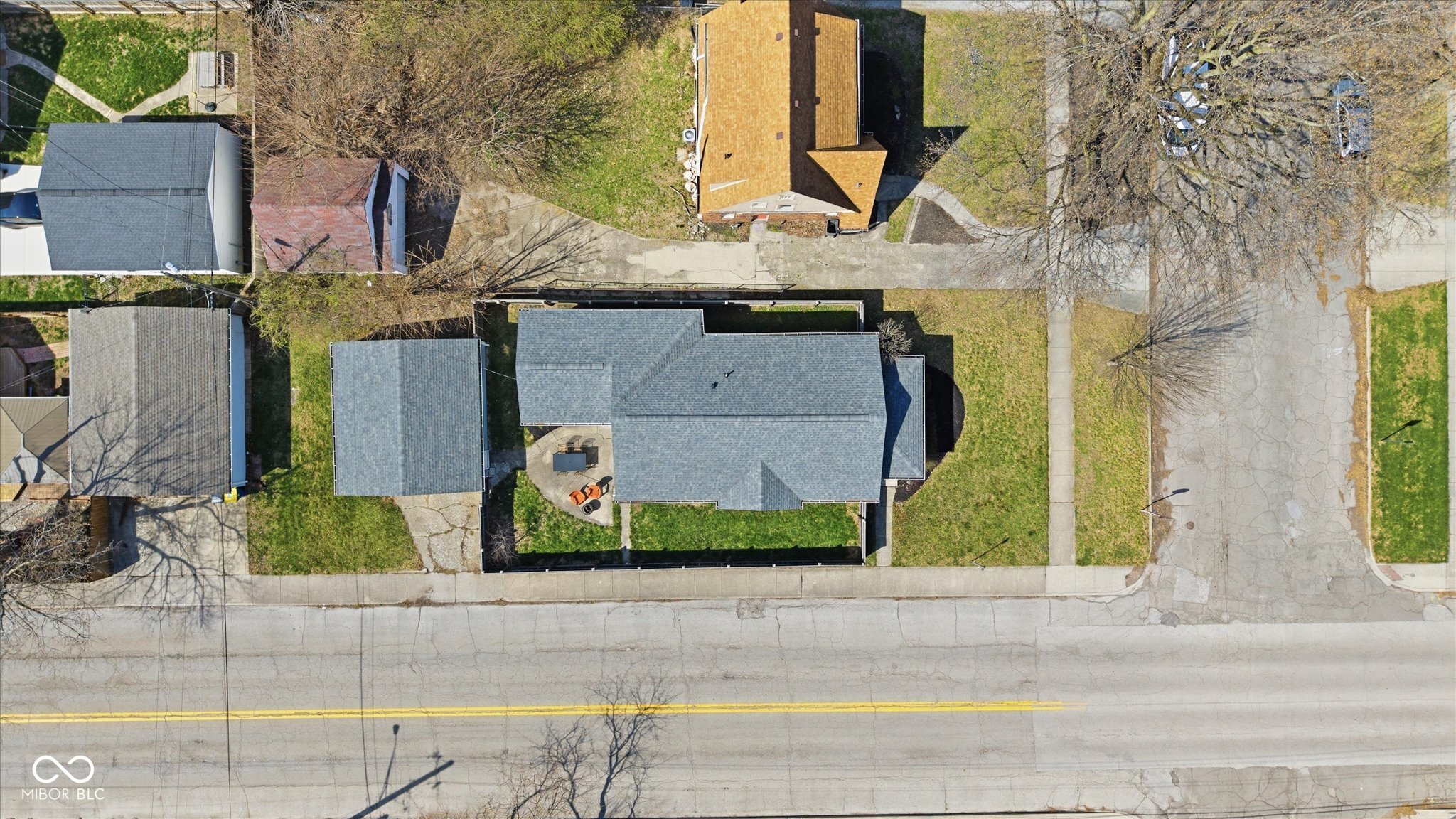 301 Berkley Road Indianapolis, IN 46208 - Photo 25 of 38