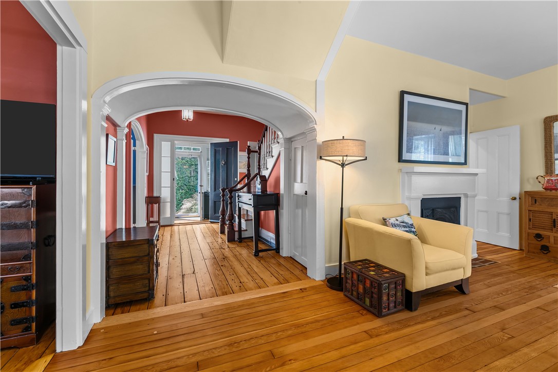 58 2nd Street Newport, RI 02840 - Photo 7 of 39